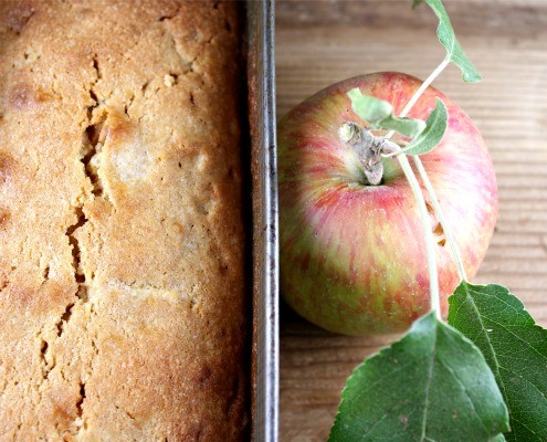 Apples and Cake