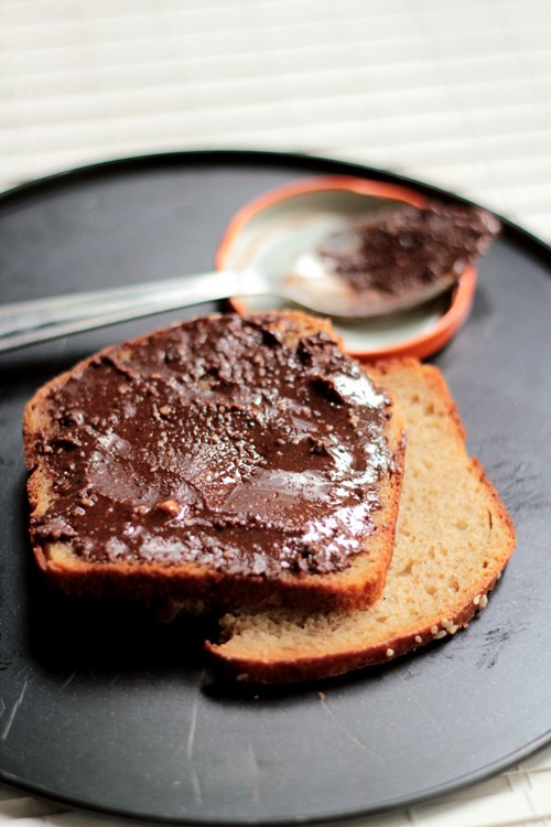This vegan chocolate peanut butter is also healthy