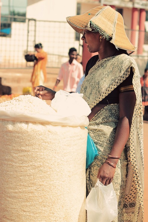 Lady selling puffed rice