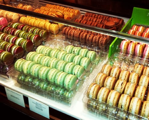  - Herme-macarons