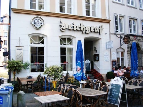 Deichgraf Restaurant in Cosmopolitan Hamburg, Germany 