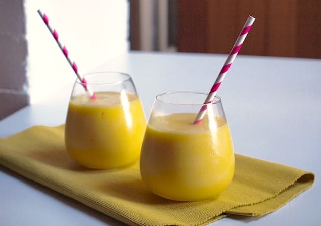 mango-coconut-smoothie