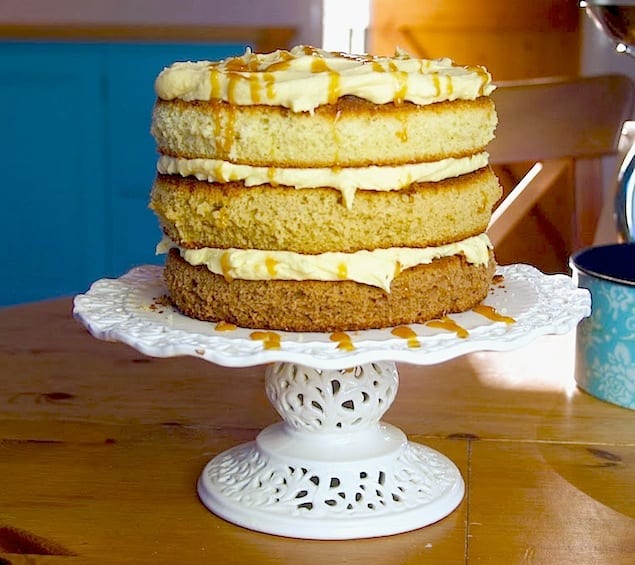 Ten Deliciously Naked Cakes