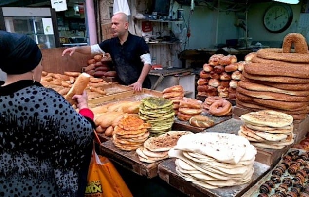 Shopping Maheneh Yehuda market