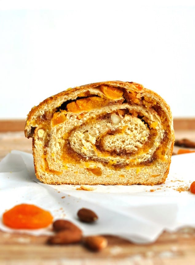 apricot-almond-bread-4