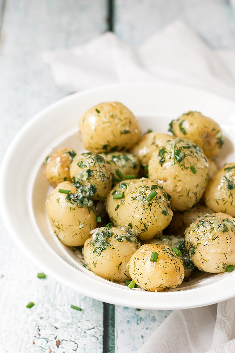 Baby Potatoes with Dill and Garlic