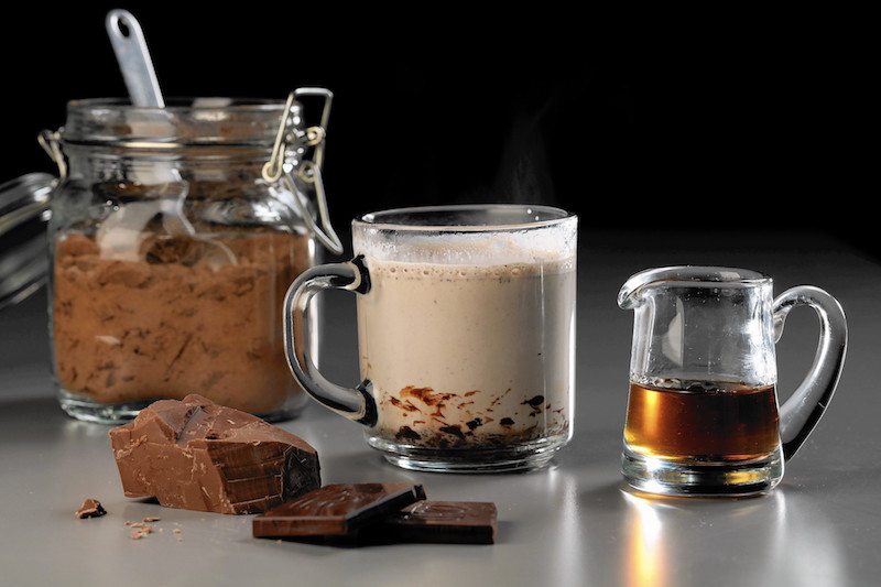 sc-food-1218-drink-hot-chocolate-boozy-20151215