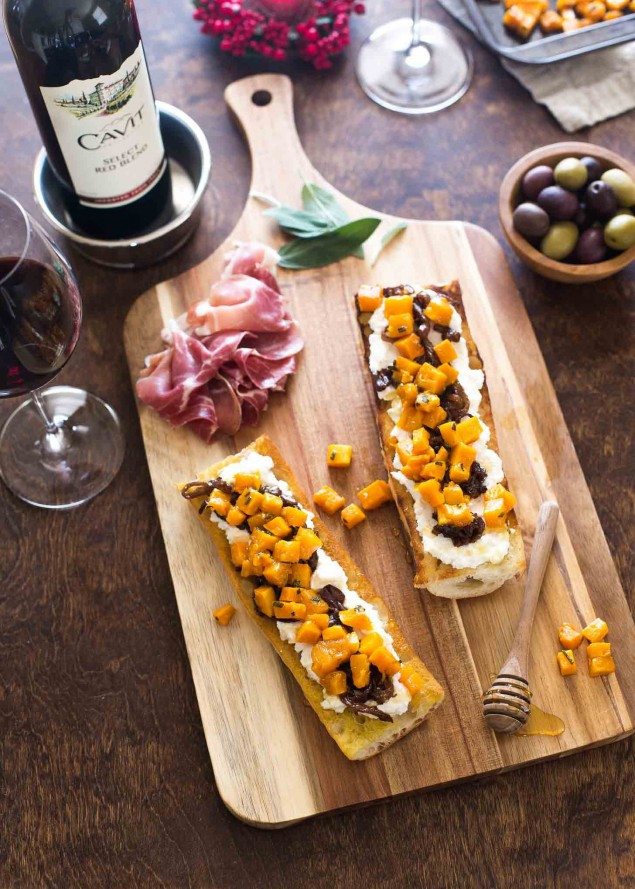 Red Wine Caramelized Onions and Butternut Crostini