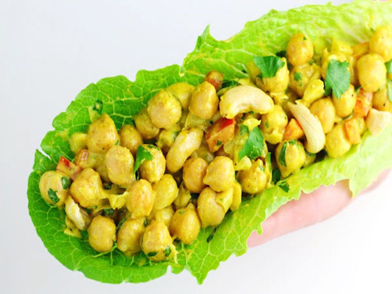 Healthy-Curry-Chickpea-Lettuce-Wraps-4