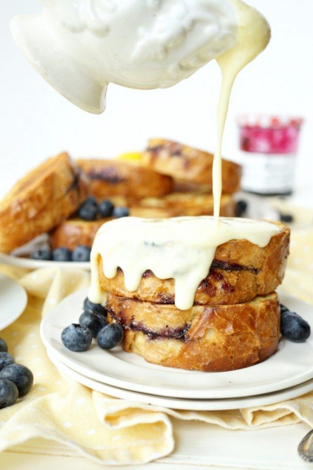 Blueberry Stuffed French Toast and Lemon Cream