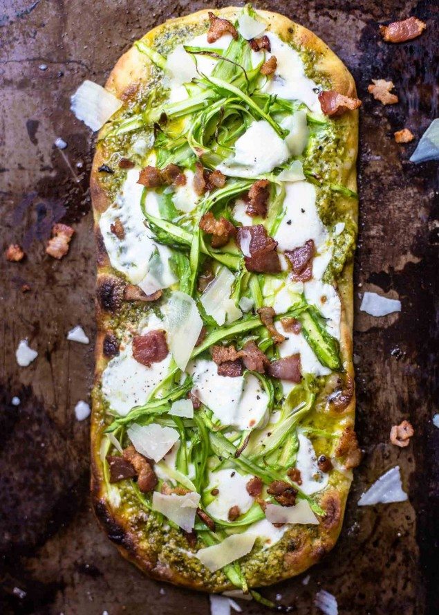 Pesto-Flatbread-with-Shaved-Asparagus-and-Bacon-4
