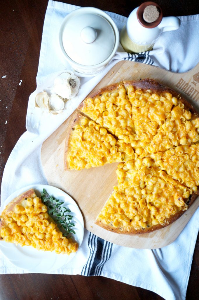 Ultimate Comfort Food: Mac and Cheese Pizza