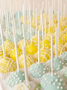 Lemon Cream Cheese Cake Pops Recipe