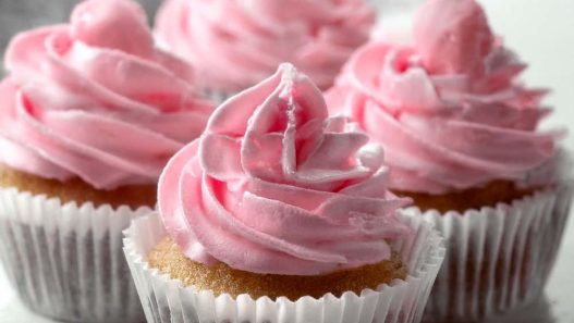 White Chocolate Raspberry Cupcakes Recipe
