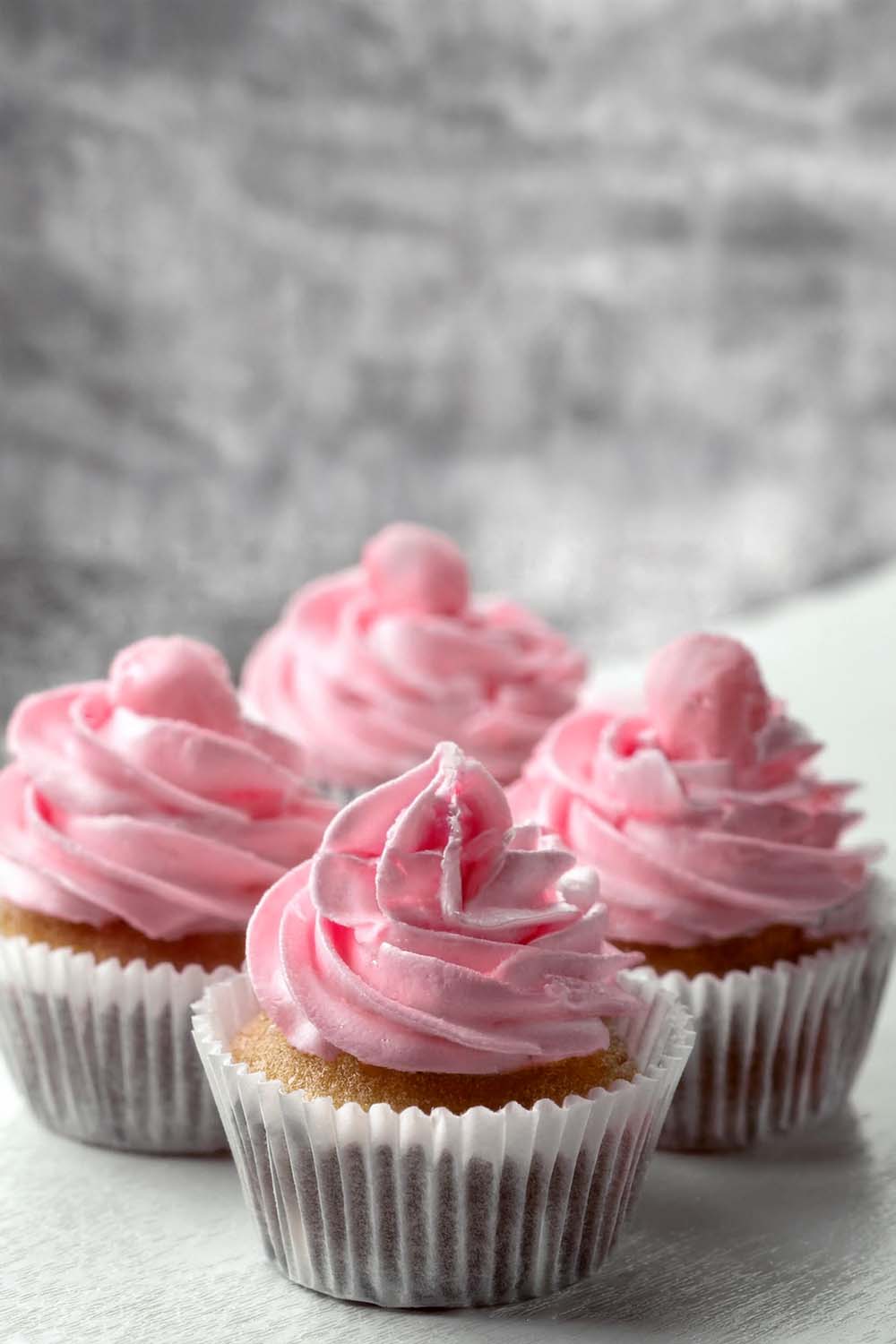 White Chocolate Raspberry Cupcakes Recipe