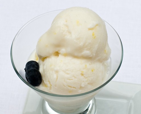 Lemon Buttermilk Ice cream with blueberries