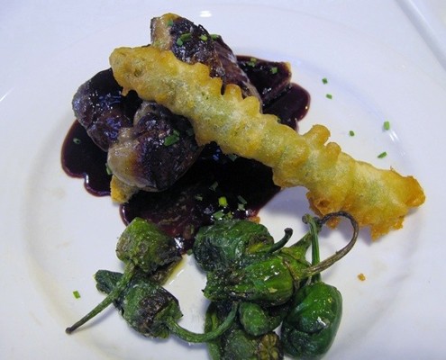 Beef filet with port wine and foie sauce at Segons Mercat © Will Travel for Food