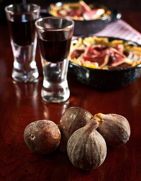 Potato nests with Ibérico ham and figs