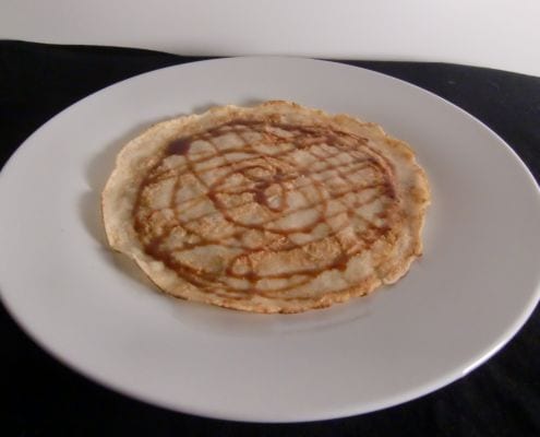 Delicious Dutch Pancakes (Pannekoek) with Apple Stroop