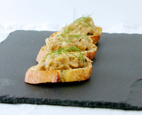 Roasted Fennel, Garlic & White Bean Crostini