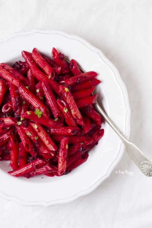 Beetroot Cream Penne with Toasted Poppy Seeds 