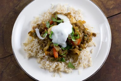 Curried Green Lentils with Mushrooms and Red Bell Pepper