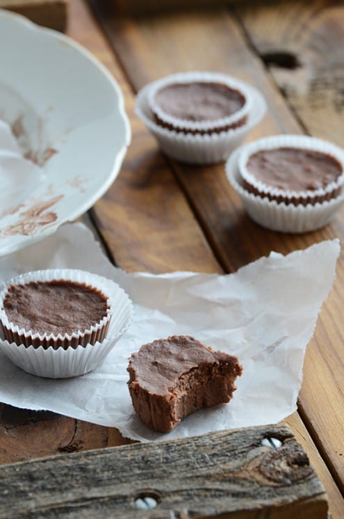 Healthy Chocolate-Walnut Fudge