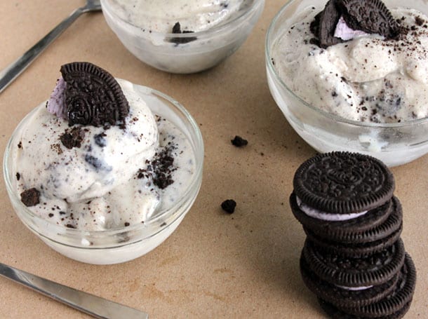 Homemade Oreo Cookie Ice Cream