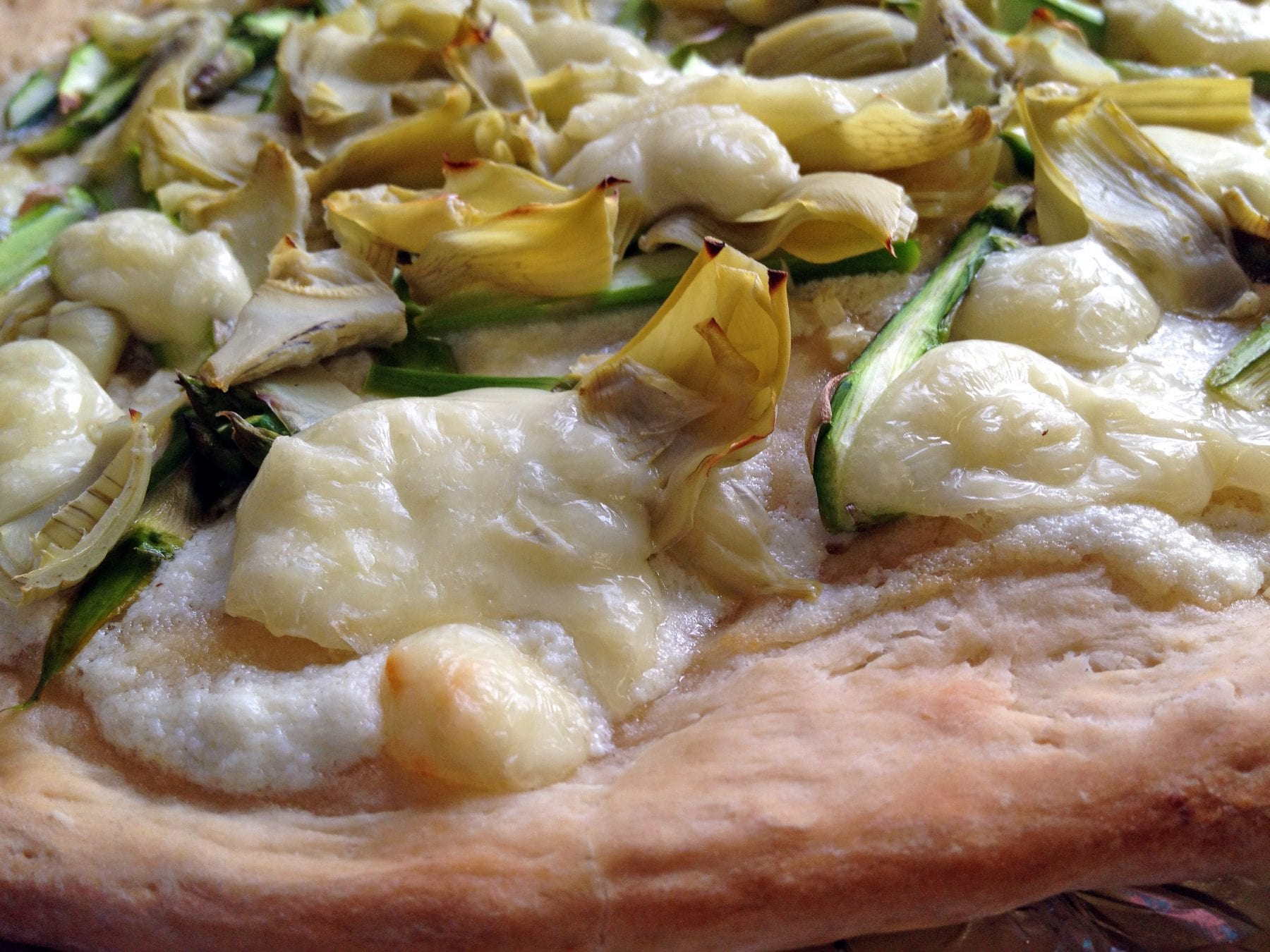 Artichoke and Asparagus Thin Crust Pizza