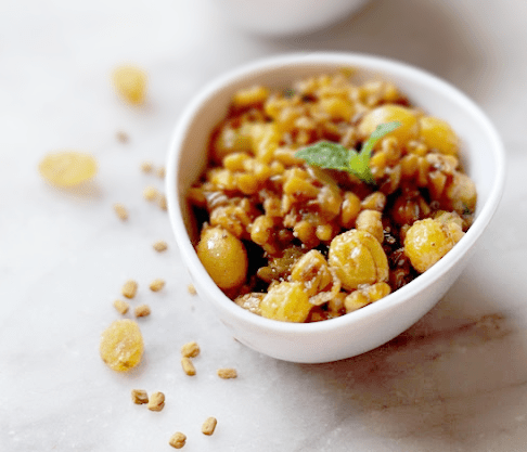 Fenugreek and Poppadom Curry