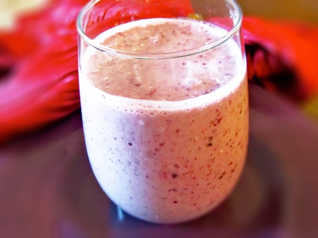 Blueberry-Pomegranate Smoothie