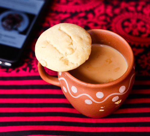 Eggless White Chocolate Chip Cookies