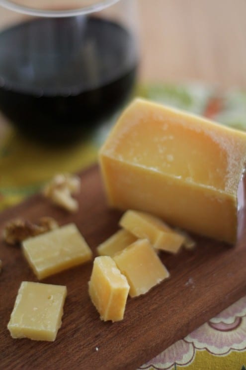 How to Pair Wine and Cheese
