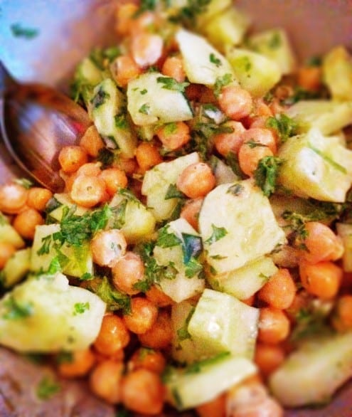 Quick and Easy Lemony Chickpea Salad