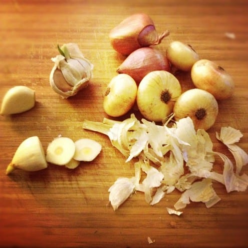 How to Peel a Garlic Clove