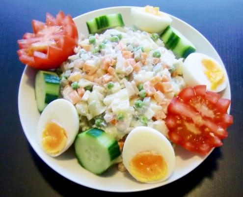 Huzarensalade: Dutch Salad Olivier