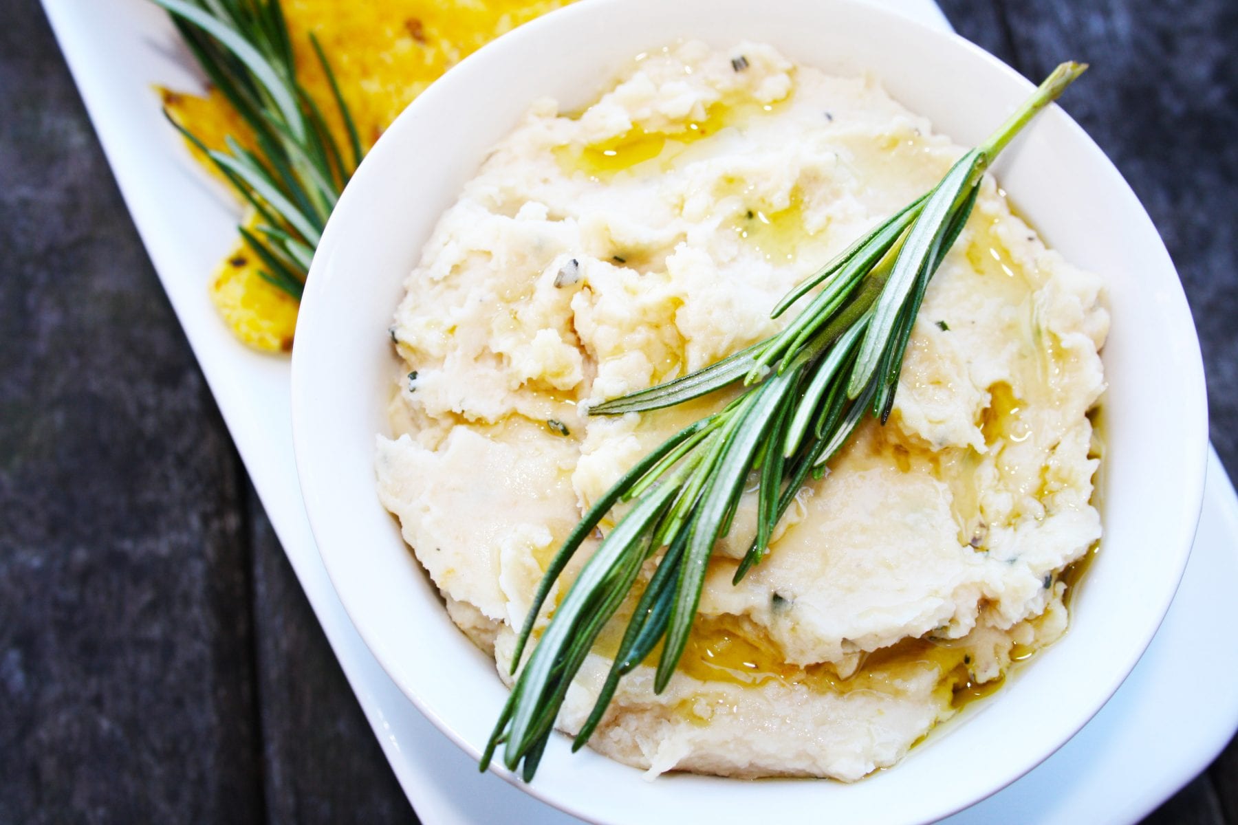 Rosemary and Roasted Garlic Bean Dip