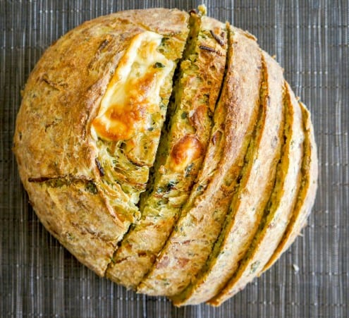 Cheesy Spinach and Caramelized Onion Bread