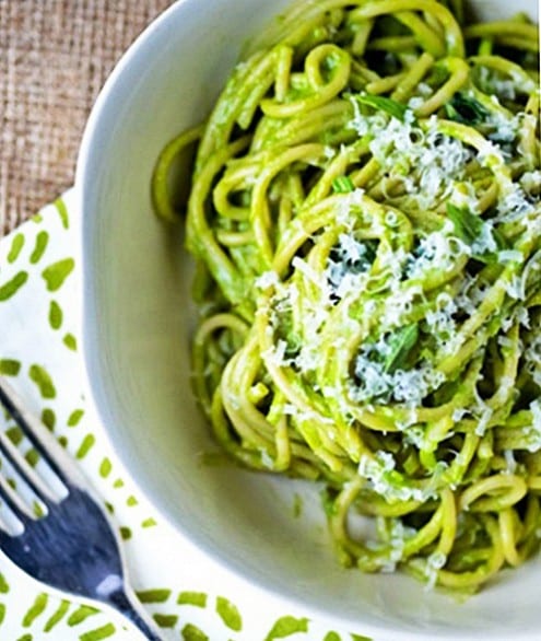 Linguine with Kale Pesto