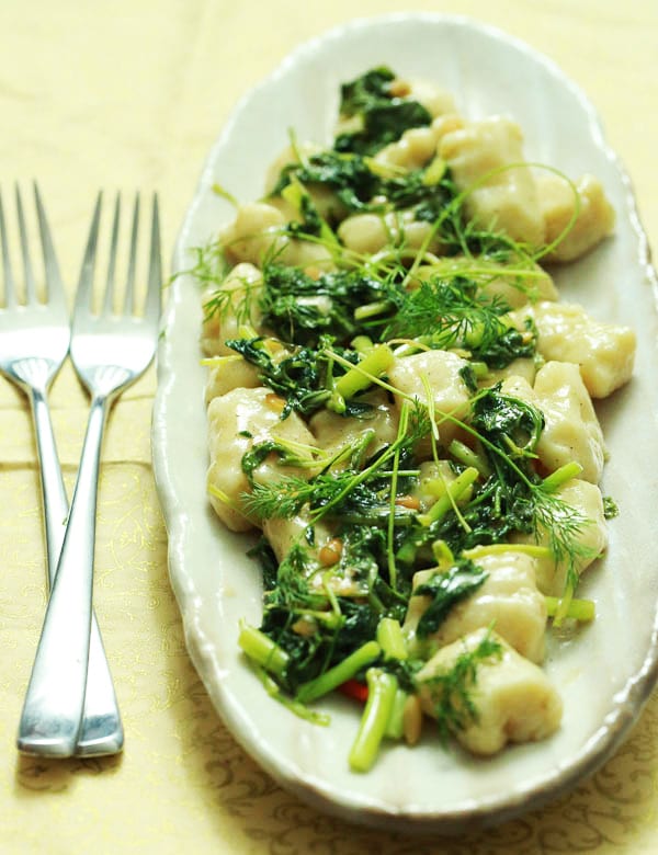 Gnocchi with Spinach and Dill Sauce