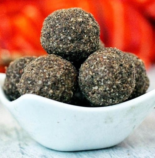 Black Sesame and Oats Ladoos 