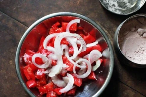 Tomato and Onion with Rock Salt