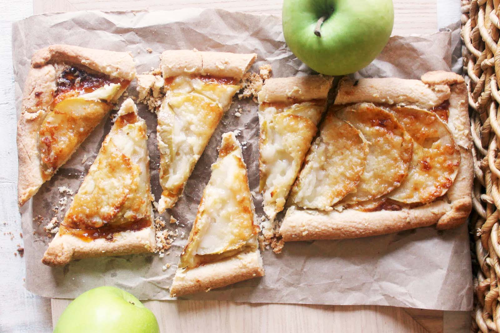 Apple-Cheddar Galette