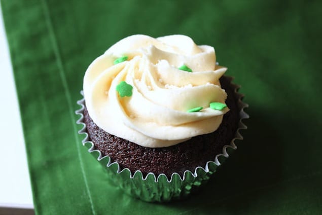 40853ceb2119f194_irish_car_bomb_cupcakes_main1.preview