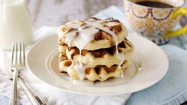 cinnamon roll waffle