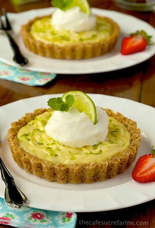 Key-Lime-Tart-w-Coconut-Pecan-Crust