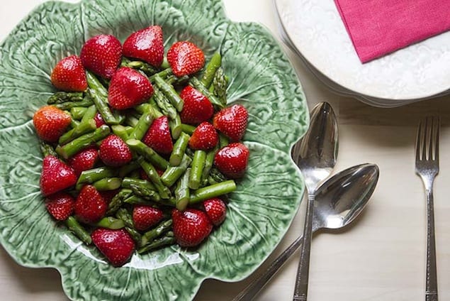 asparagus_strawberry_salad_3