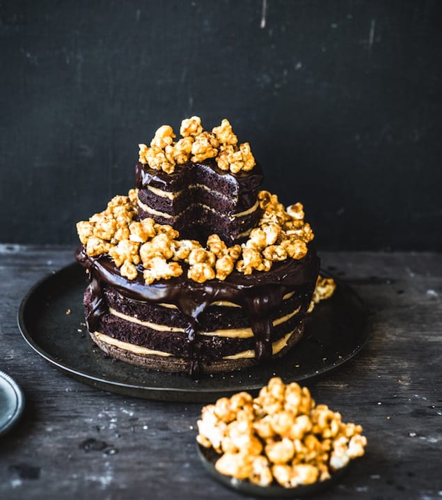 Chocolate-Peanut-Butter-and-Caramel-Popcorn-cake-059