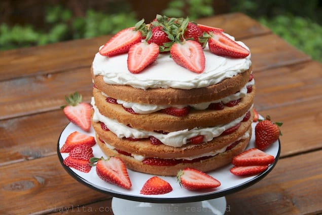 Strawberry-tall-cake-recipe