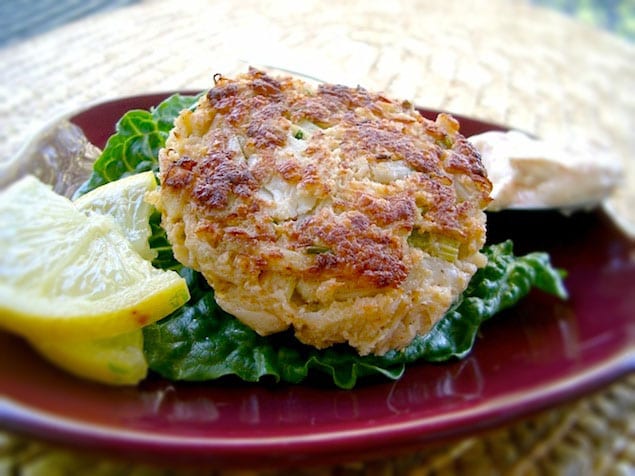 chipotle-crab-cakes-small